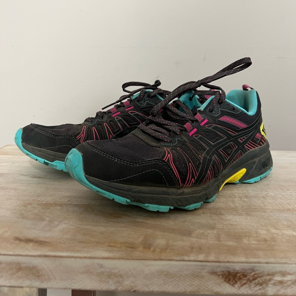 Womens running/walking shoes